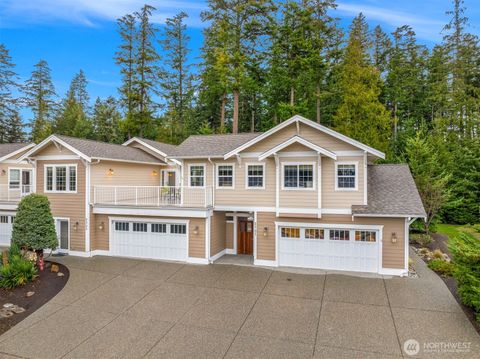 2307 Sundown Court Anacortes WA 98221