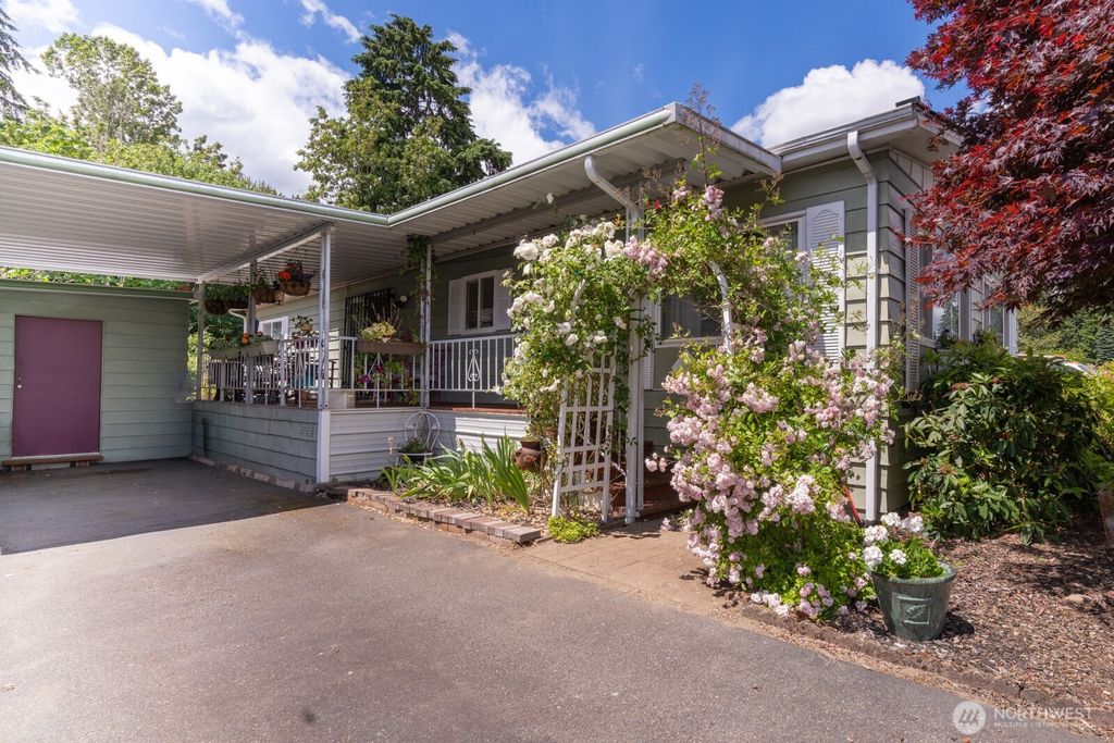 Photo of 1121 244th Street SW #19, Bothell, WA 98021 (MLS # 2532978)