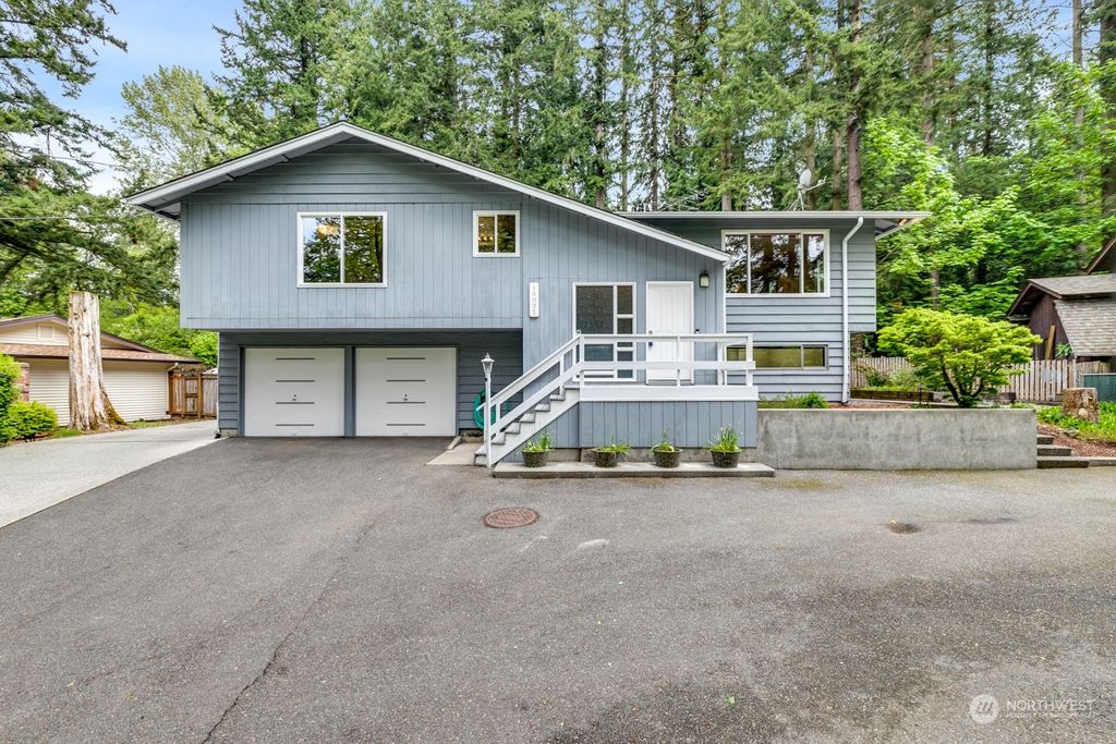 Photo of 18331 Butternut Road, Lynnwood, WA 98037 (MLS # 2064658)