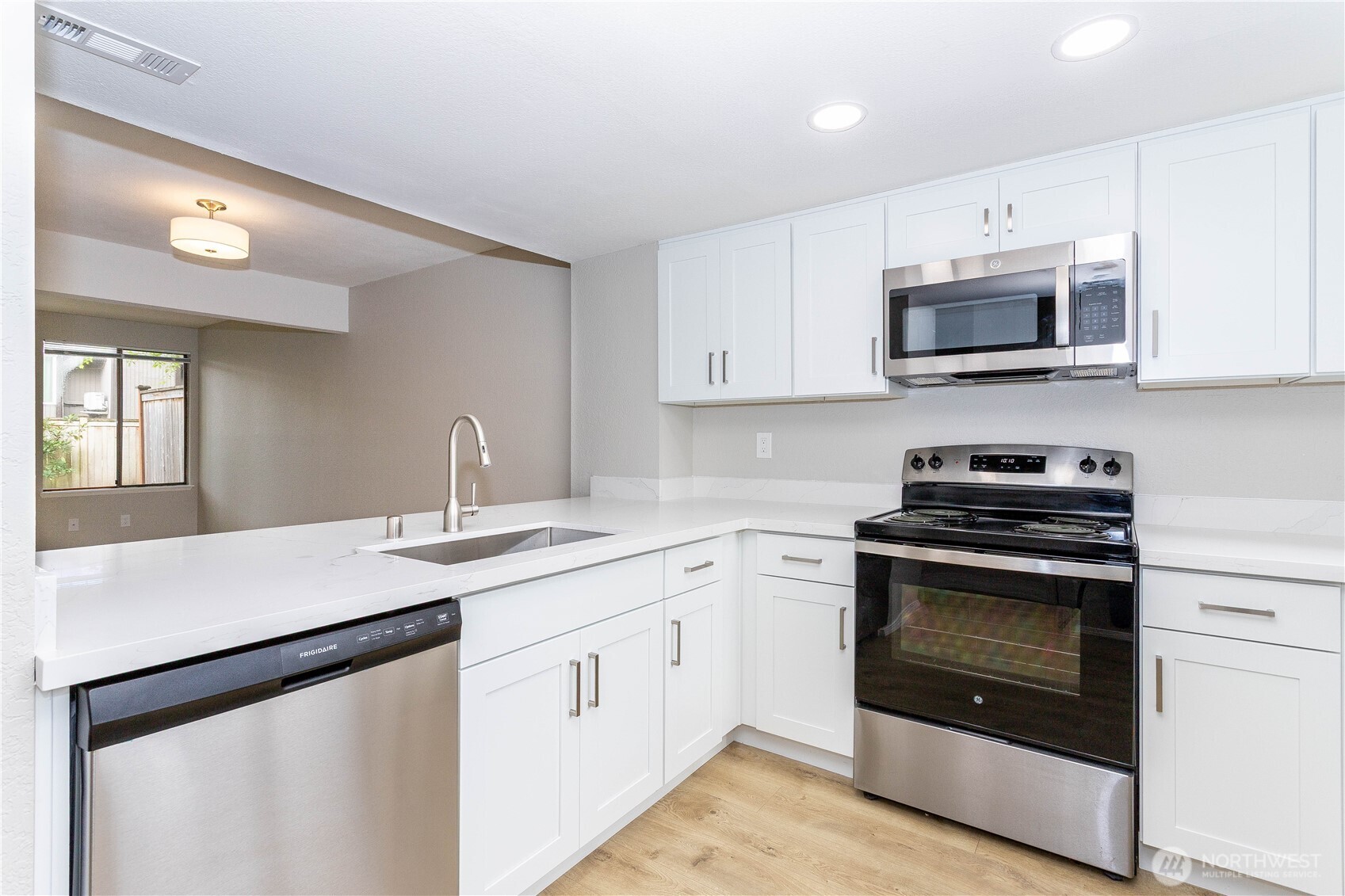 303 SW 112th Street D409
