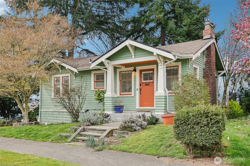 Photo of 1911 12th Avenue S, Seattle, WA 98144 (MLS # 2538280)