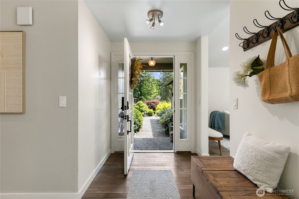 Photo of 4812 158th Court NE, Redmond, WA 98052 (MLS # 2392620)