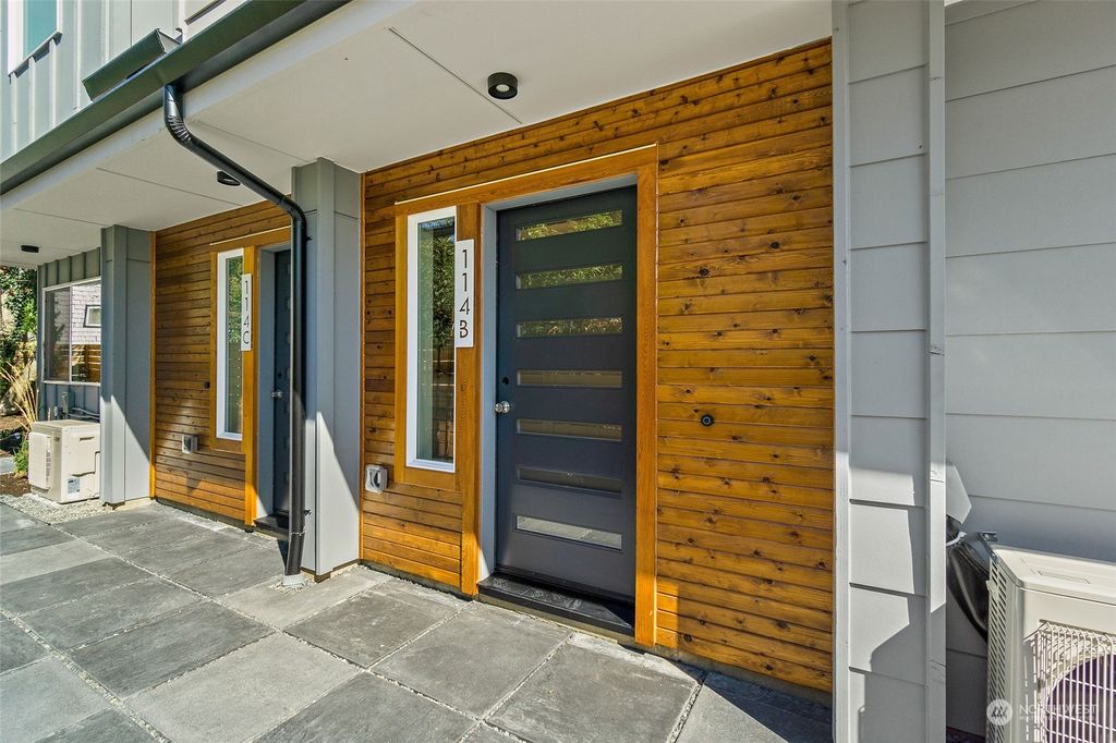 Photo of 114 NE 180th Street #D, Shoreline, WA 98155 (MLS # 2035414)
