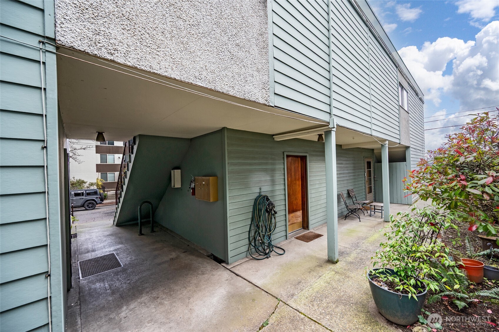 1505 E Galer Street 1-4