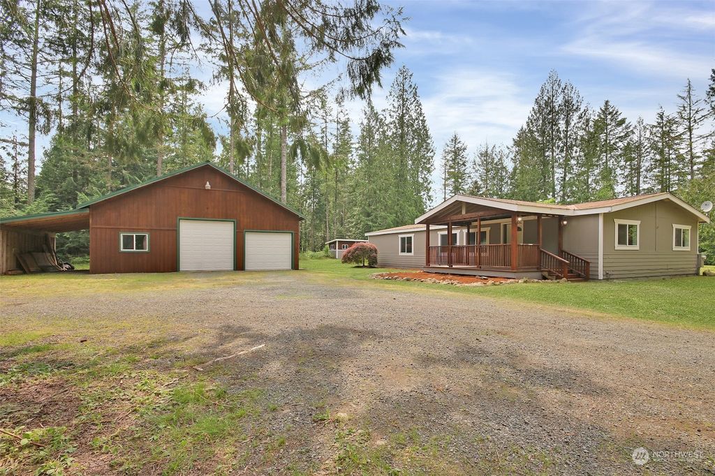 Photo of 26609 312th Avenue SE, Ravensdale, WA 98051 (MLS # 2070757)