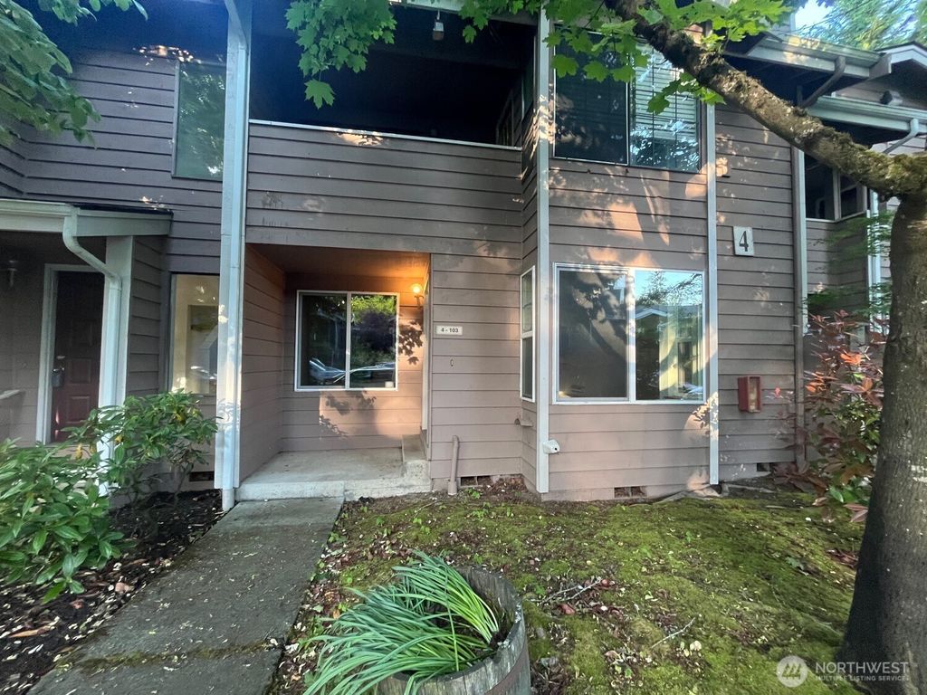 Photo of 8407 18th Avenue W #4-103, Everett, WA 98204 (MLS # 2393305)