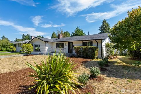 Photo of 2125 N Highland Street, Tacoma, WA 98406 (MLS # 2423234)