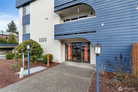 1100 Harrington Avenue NE Unit 309, Renton, WA 98056 - MLS#: 2331982