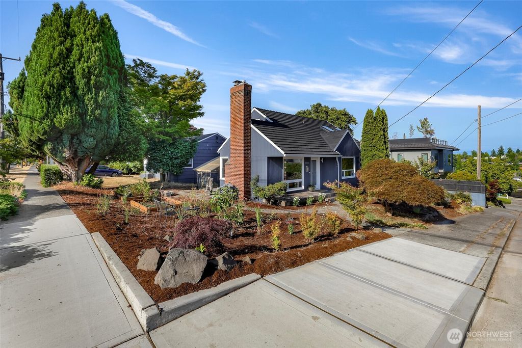 Photo of 3712 W Prosper Street, Seattle, WA 98199 (MLS # 2410980)