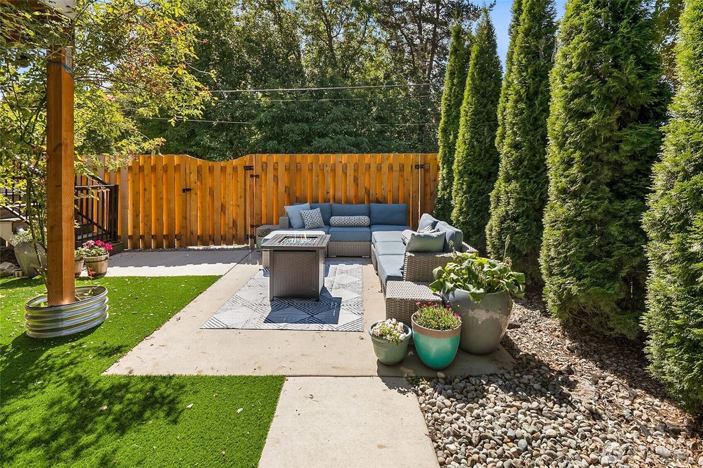 Photo of 38160 SE Cedar Street, Snoqualmie, WA 98065 (MLS # 2417481)