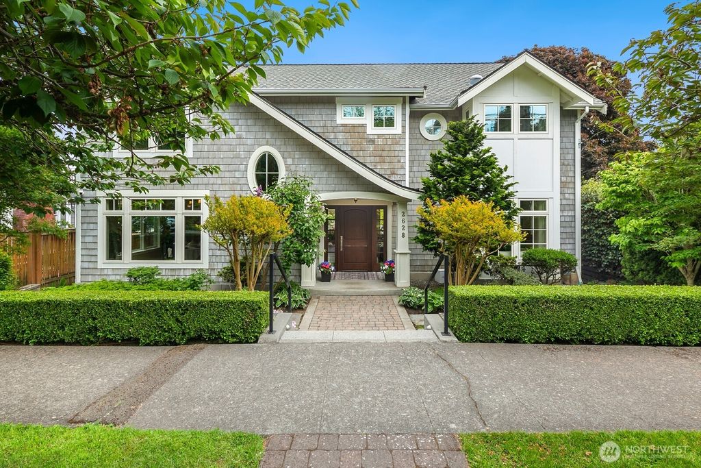 Photo of 2628 36th Avenue W, Seattle, WA 98199 (MLS # 2377259)