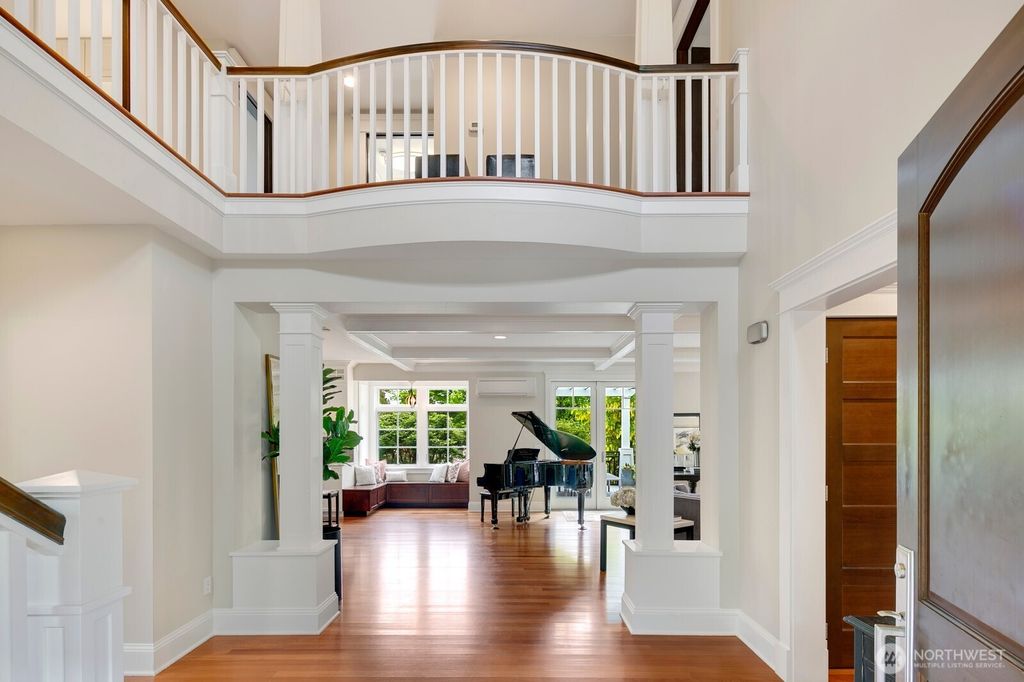 Photo of 2628 36th Avenue W, Seattle, WA 98199 (MLS # 2377259)