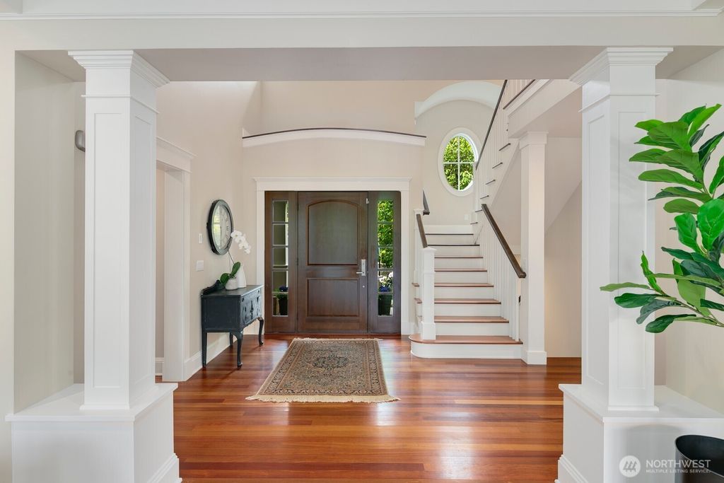 Photo of 2628 36th Avenue W, Seattle, WA 98199 (MLS # 2377259)