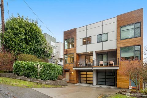 Photo of 412 W Fulton Street, Seattle, WA 98119 (MLS # 2493524)