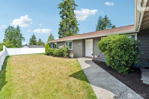 Photo of 1220 SW 162nd Street, Burien, WA 98166 (MLS # 2545860)