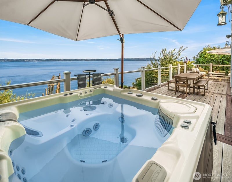 25764 Gold Beach Drive SW