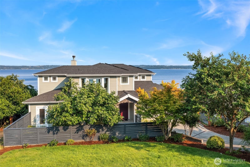 25764 Gold Beach Drive SW