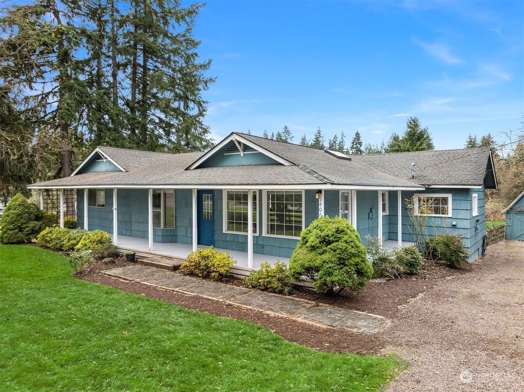 Photo of 14065 162nd Avenue NE, Woodinville, WA 98072 (MLS # 2313868)