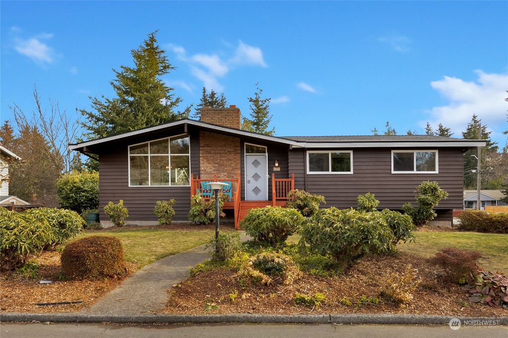 Photo of 19204 Densmore Avenue N, Shoreline, WA 98133 (MLS # 2033111)