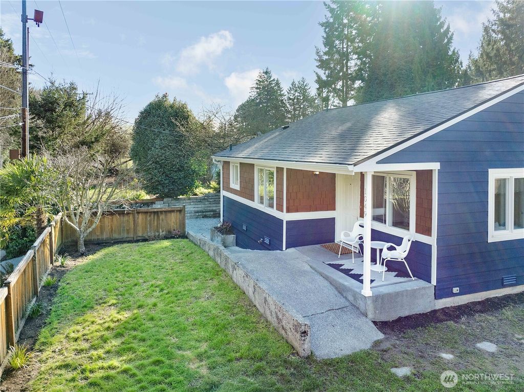 Photo of 1049 S 112th Street, Seattle, WA 98168 (MLS # 2490748)