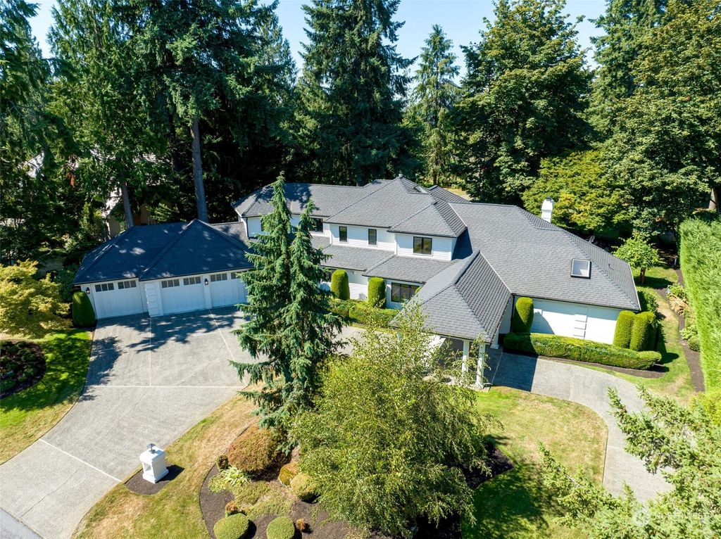 Photo of 13919 212th Drive NE, Woodinville, WA 98077 (MLS # 2146434)