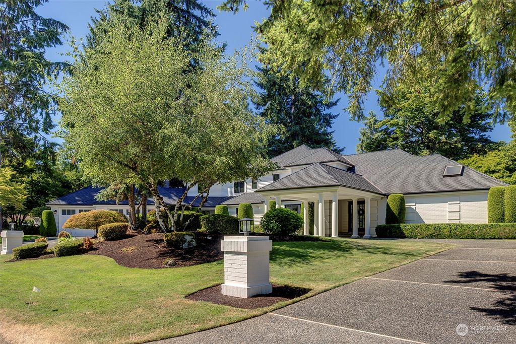 Photo of 13919 212th Drive NE, Woodinville, WA 98077 (MLS # 2146434)