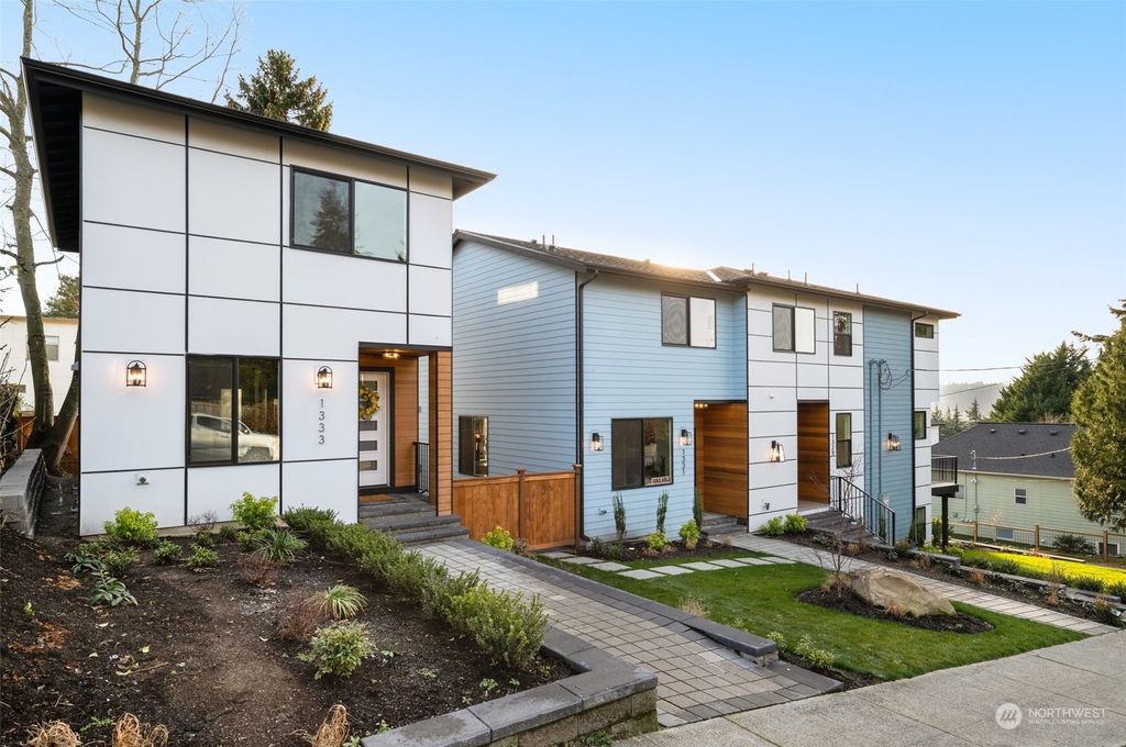 Photo of 1333 S Dawson Street, Seattle, WA 98108 (MLS # 2327518)