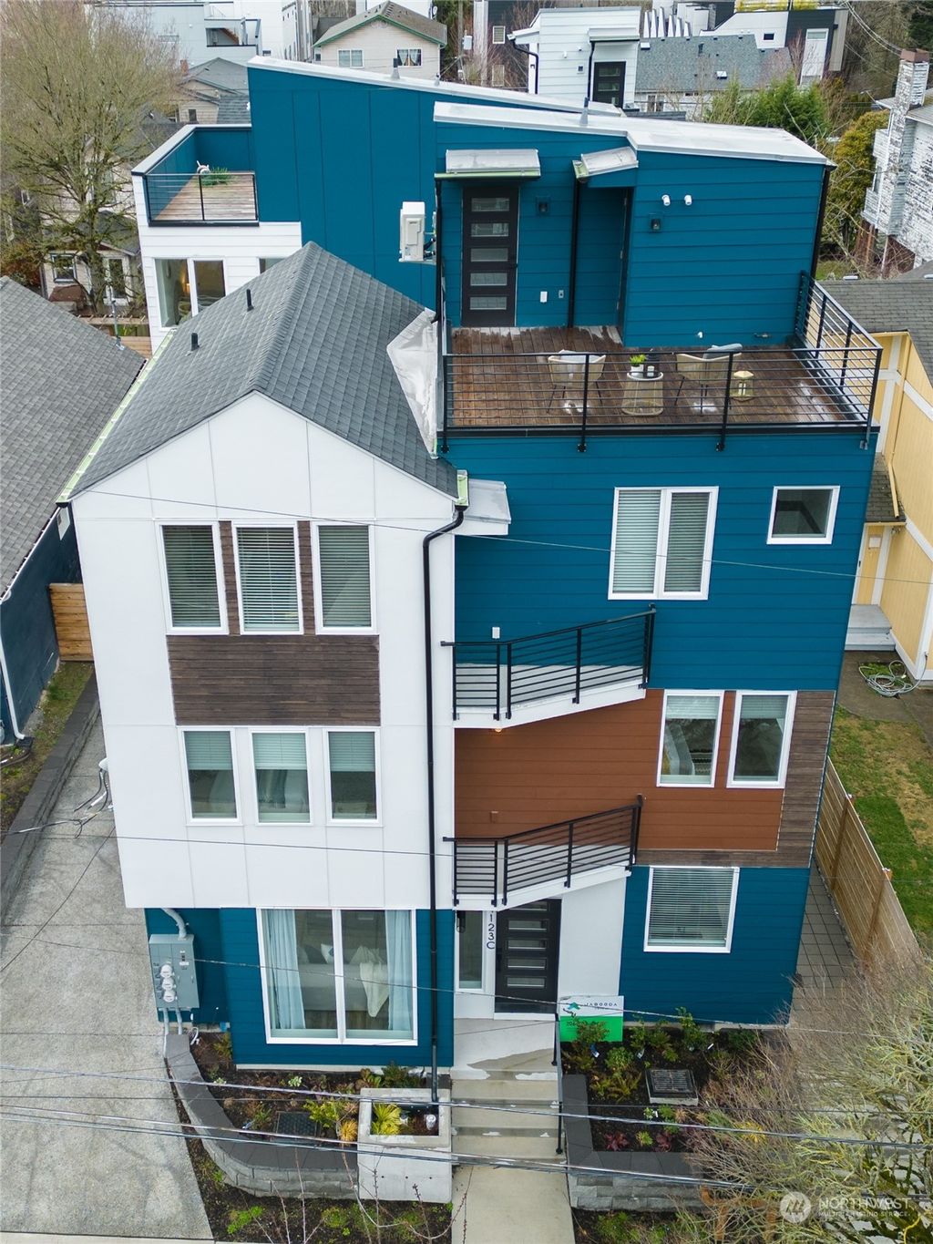 Photo of 4123 25th Avenue SW #C, Seattle, WA 98106 (MLS # 2043745)
