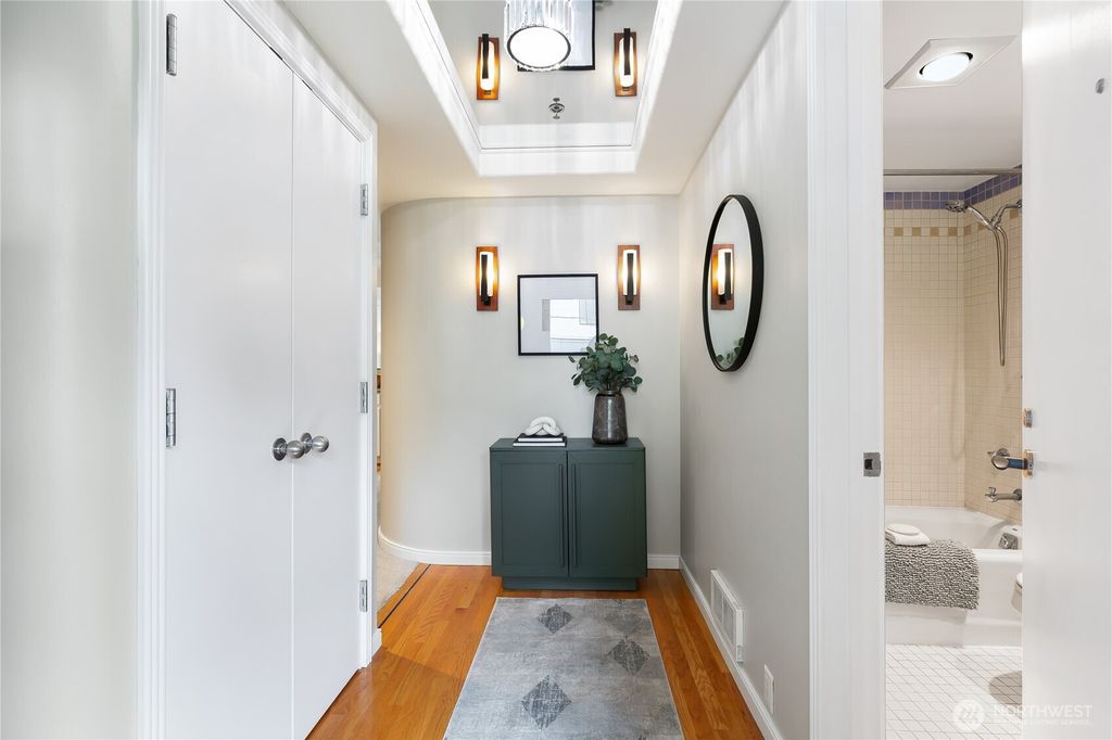 Photo of 2120 8th Avenue N #301, Seattle, WA 98109 (MLS # 2409847)