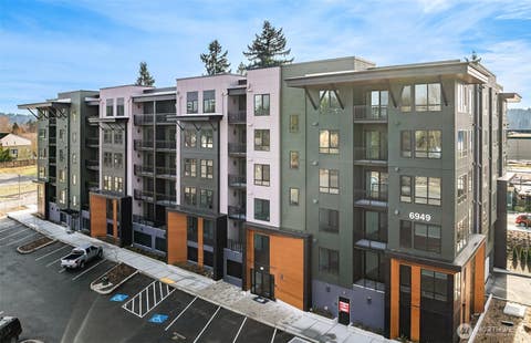 Photo of 6949 NE 184th Lane #509, Kenmore, WA 98028 (MLS # 2568050)