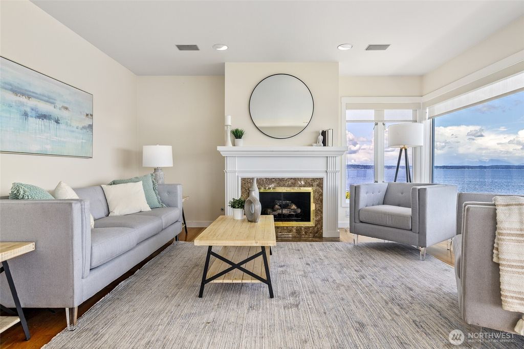 Photo of 3254 NW Esplanade, Seattle, WA 98117 (MLS # 2375117)