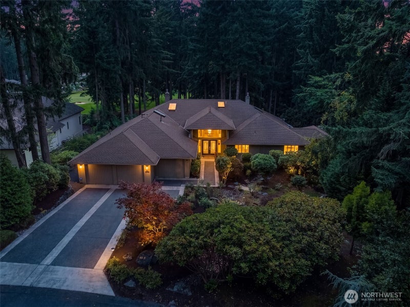 4922 Canterwood Drive NW