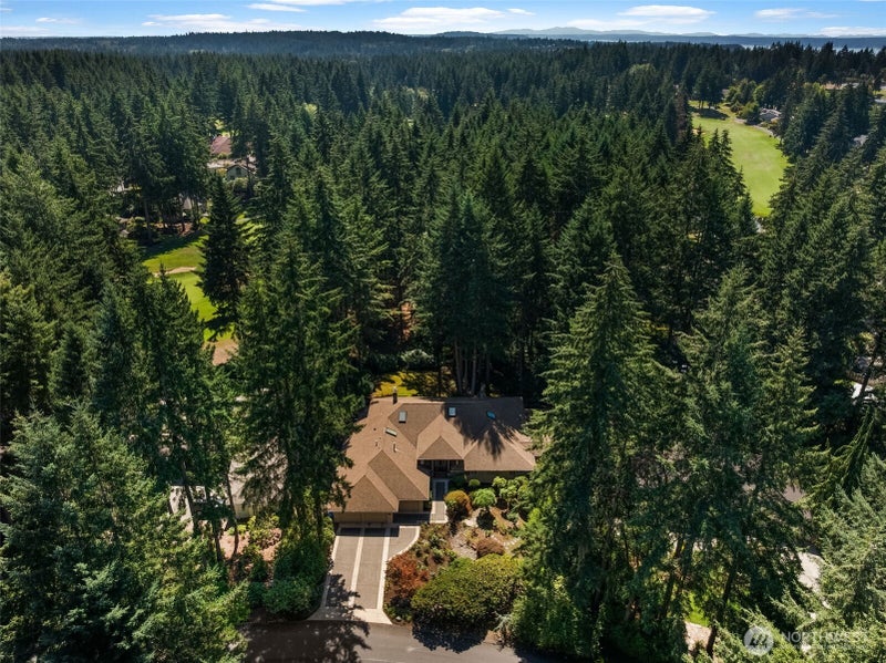 4922 Canterwood Drive NW
