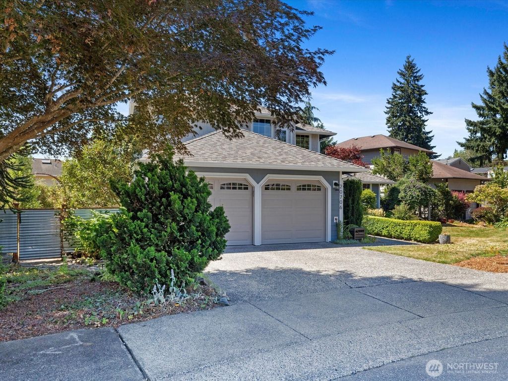 Photo of 20706 29th Place W, Lynnwood, WA 98036 (MLS # 2409091)
