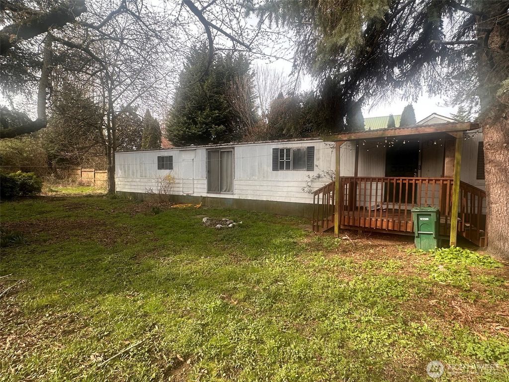 Photo of 11815 40th Avenue S, Tukwila, WA 98168 (MLS # 2348903)