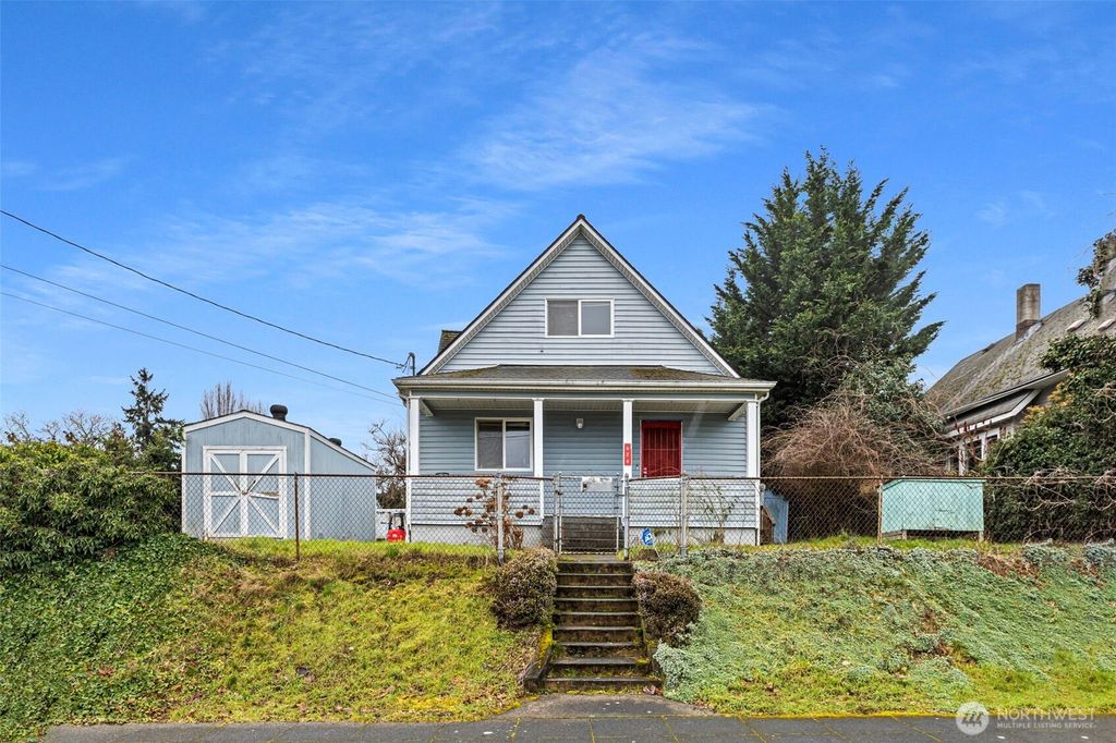 Photo of 624 E Division Lane, Tacoma, WA 98404 (MLS # 2475123)