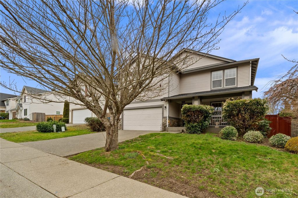 Photo of 12930 SE 258th Street, Kent, WA 98030 (MLS # 2492044)