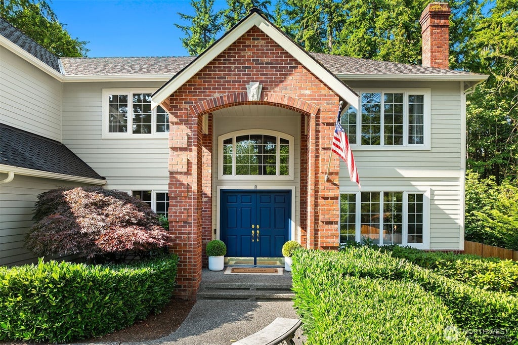 Photo of 21728 NE 81st Street, Redmond, WA 98053 (MLS # 2575000)