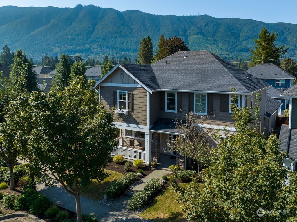 Photo of 1095 Patkanim Avenue SE, North Bend, WA 98045 (MLS # 2025954)