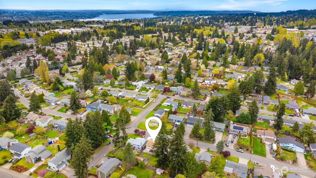 Photo of 4409 SE 4th Street, Renton, WA 98059 (MLS # 2221002)