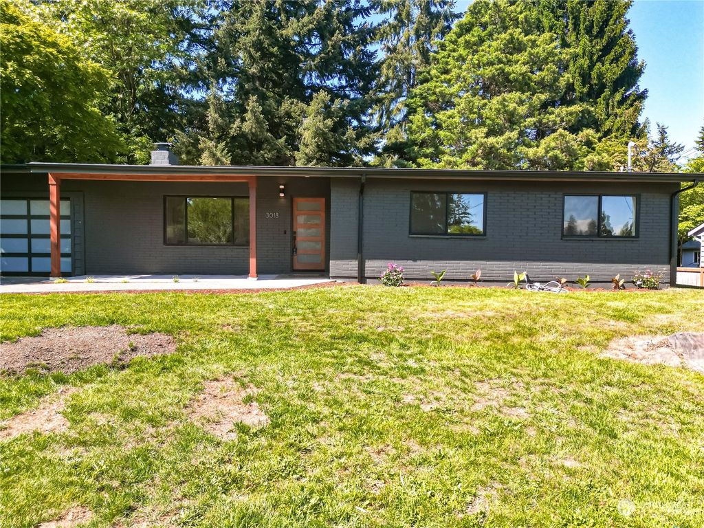 Photo of 3018 NE 203rd Street, Lake Forest Park, WA 98155 (MLS # 2073871)