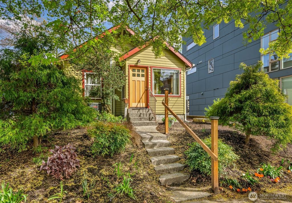 Photo of 4222 26th Avenue SW, Seattle, WA 98106 (MLS # 2357901)