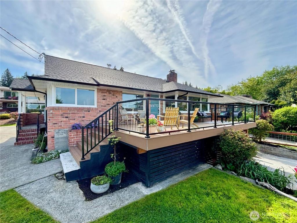 Photo of 3228 57th Avenue SW, Seattle, WA 98116 (MLS # 2513102)