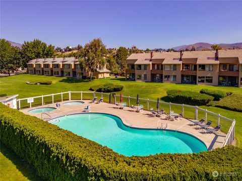 Photo of 1 Tennis 651-E1, Manson, WA 98831 (MLS # 2015585)