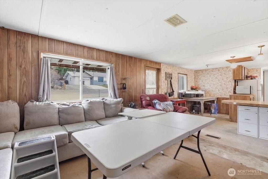 Photo of 121 Dill Avenue, Grand Coulee, WA 99133 (MLS # 2493615)