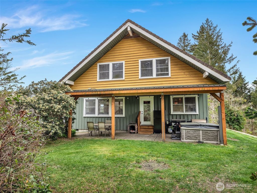 Photo of 20003 Sandridge Road, Long Beach, WA 98631 (MLS # 2498636)