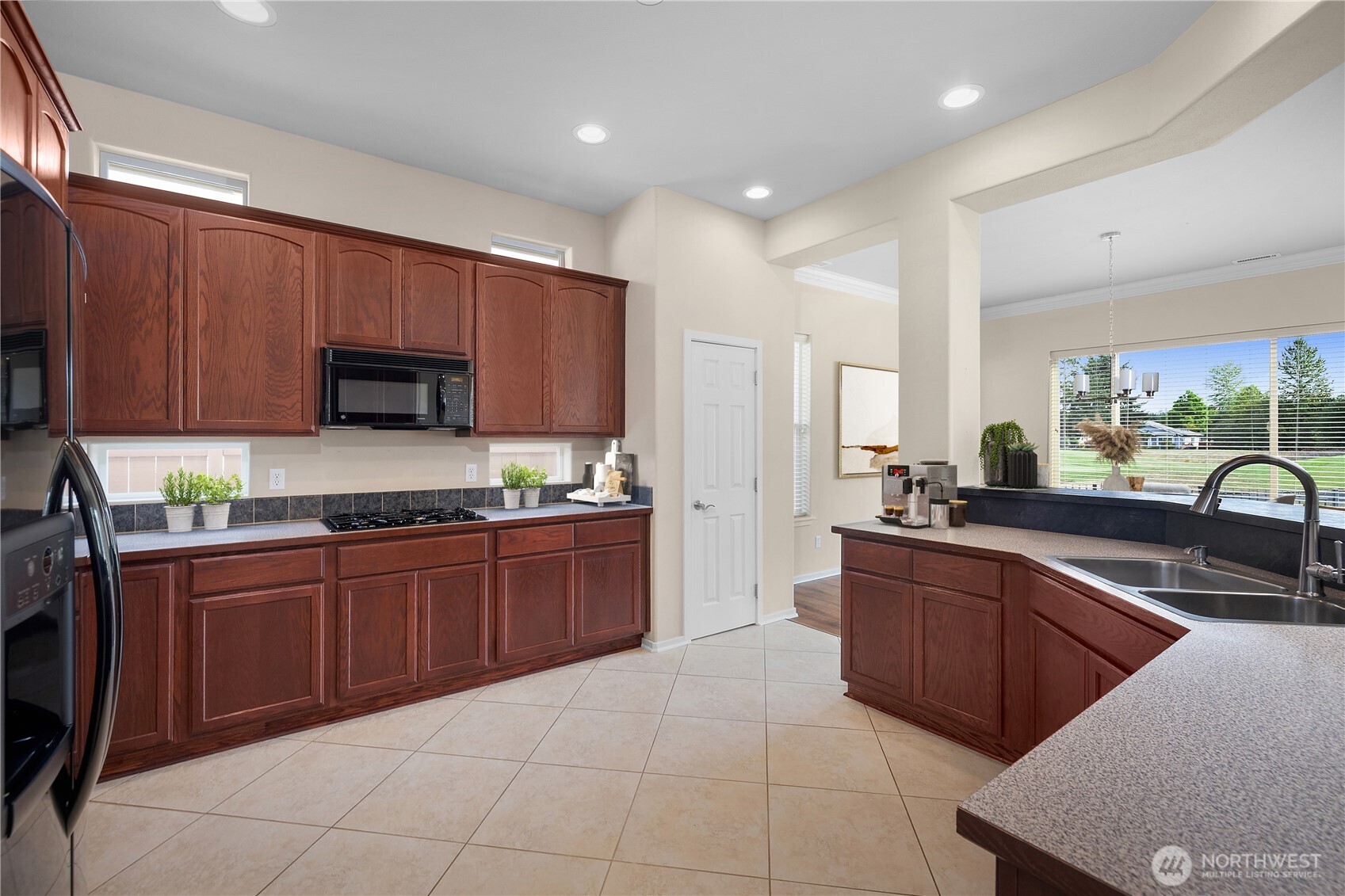 4212 Vashon Drive NE