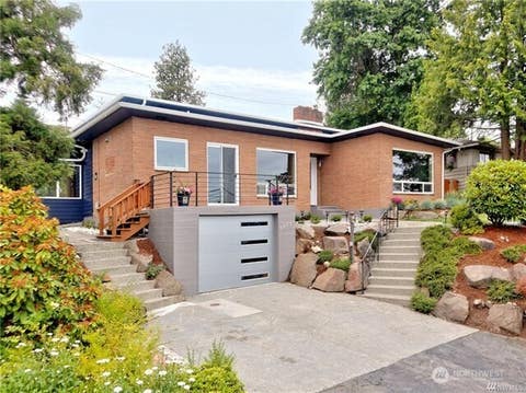 Photo of 7809 S sunnyrest Road, Seattle, WA 98178 (MLS # 2551706)