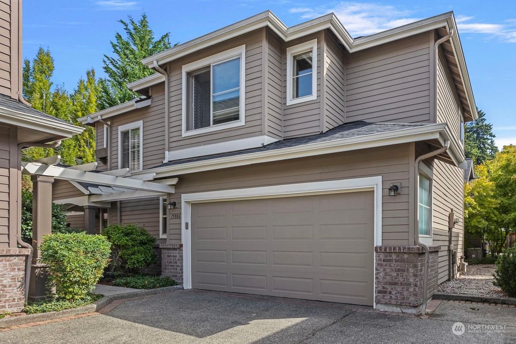 Photo of 15886 NE 95th Way #25, Redmond, WA 98052 (MLS # 2161823)