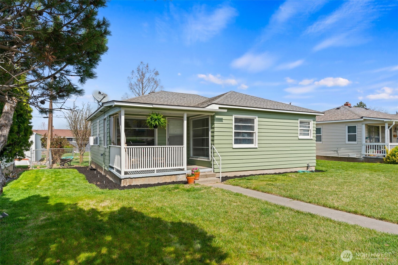 Listing image 1